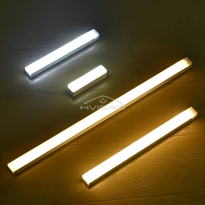 مصباح LED بمستشعر حركة